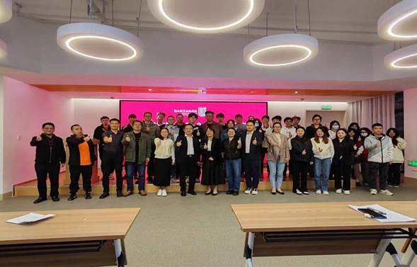 880b7a65977545da8e1275e5689dd3a